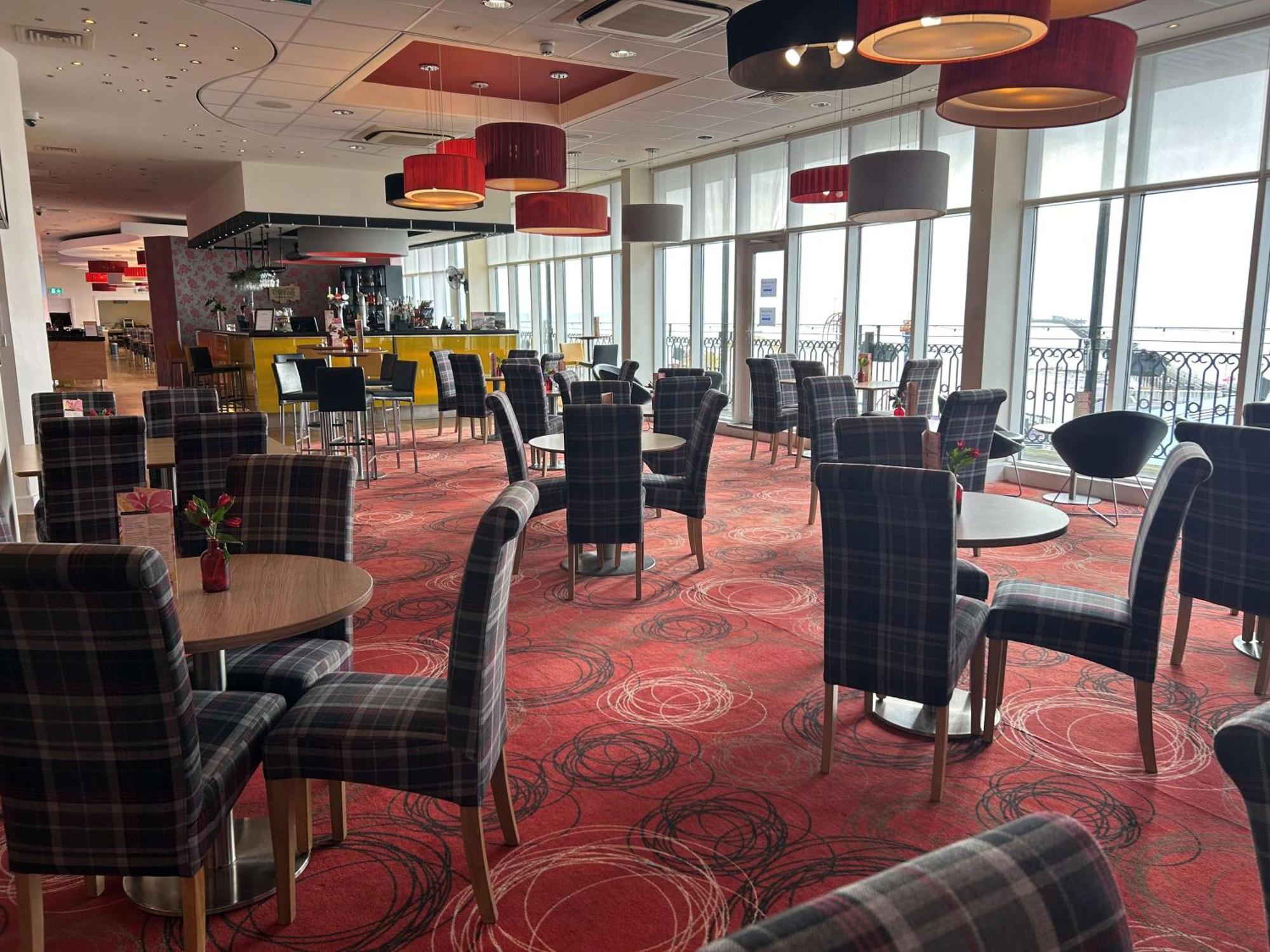 Park Inn By Radisson Palace Southend-on-Sea Exterior photo