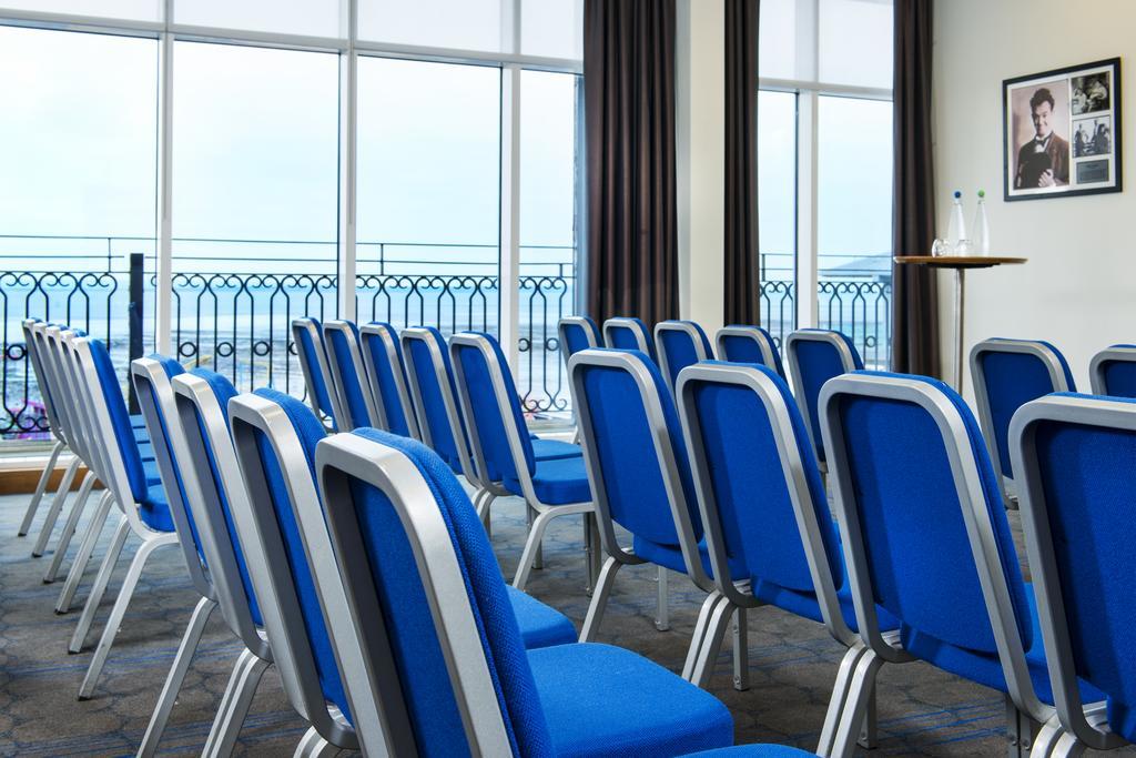 Park Inn By Radisson Palace Southend-on-Sea Exterior photo