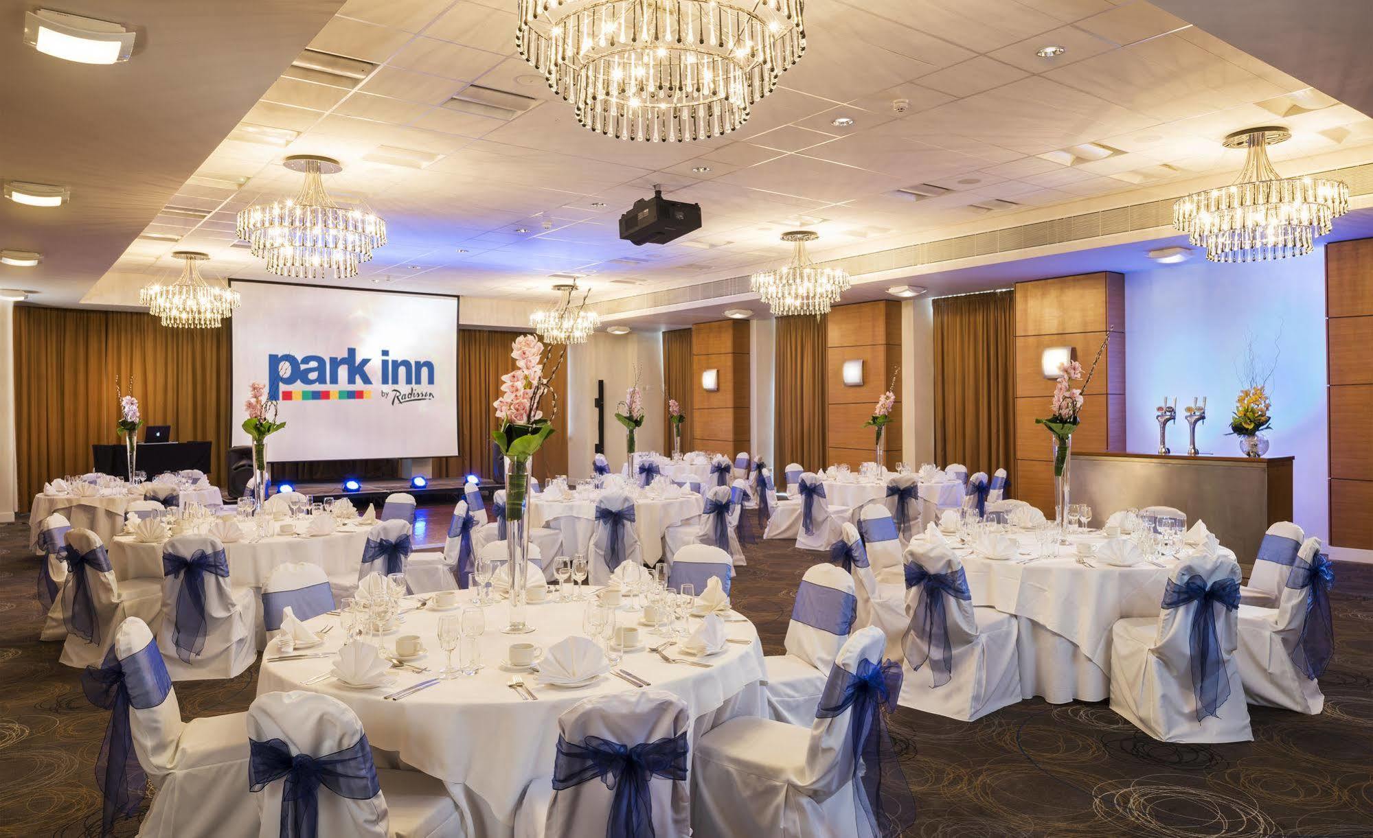 Park Inn By Radisson Palace Southend-on-Sea Exterior photo